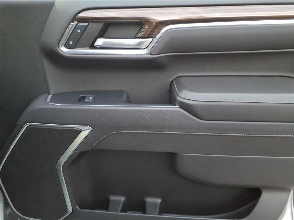 Used 2023 Chevrolet Silverado 1500 LT image 23