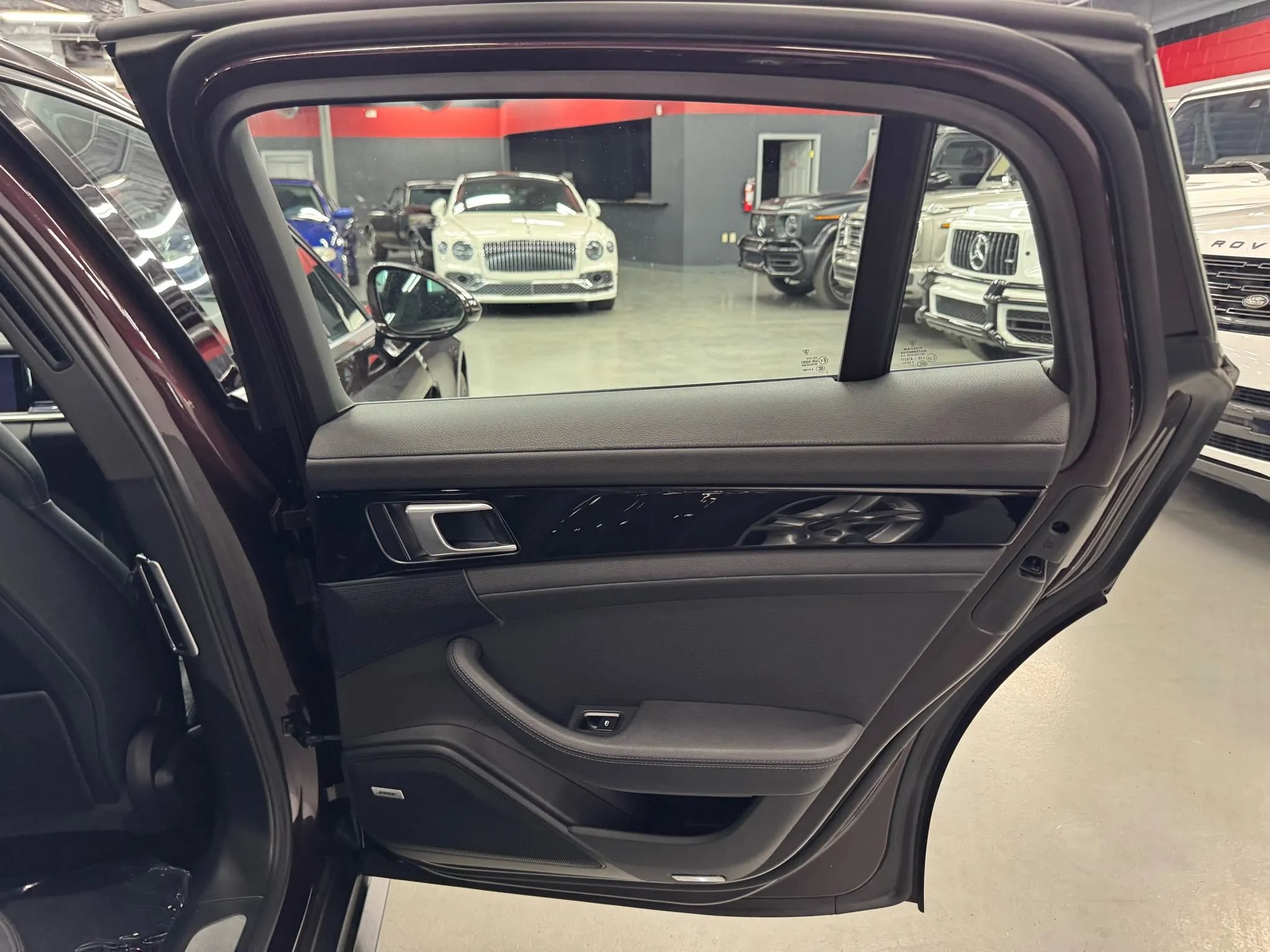 Used 2022 Porsche Panamera 4 AWD/4WD image 35