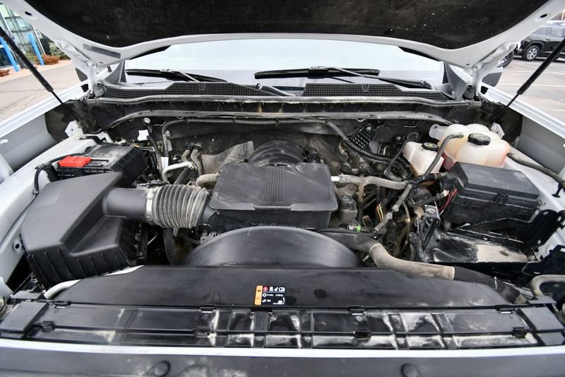 Used 2024 Chevrolet Silverado 2500 LT AWD/4WD image 12