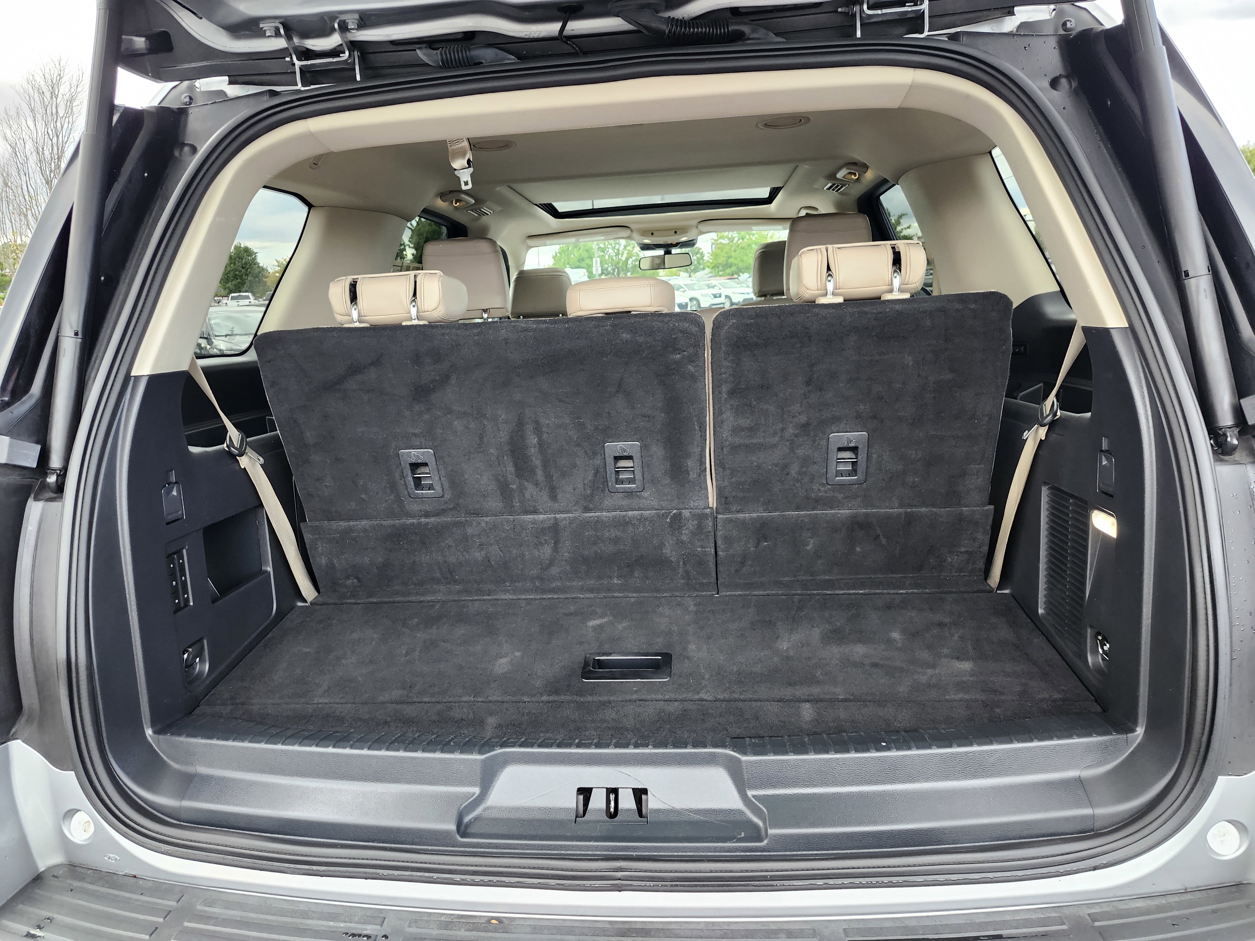 Used 2024 Ford Expedition Limited image 15