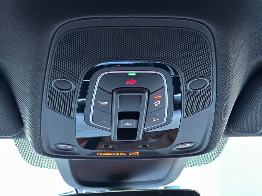 Used 2021 Audi S6 Prestige w/ Prestige Package image 44