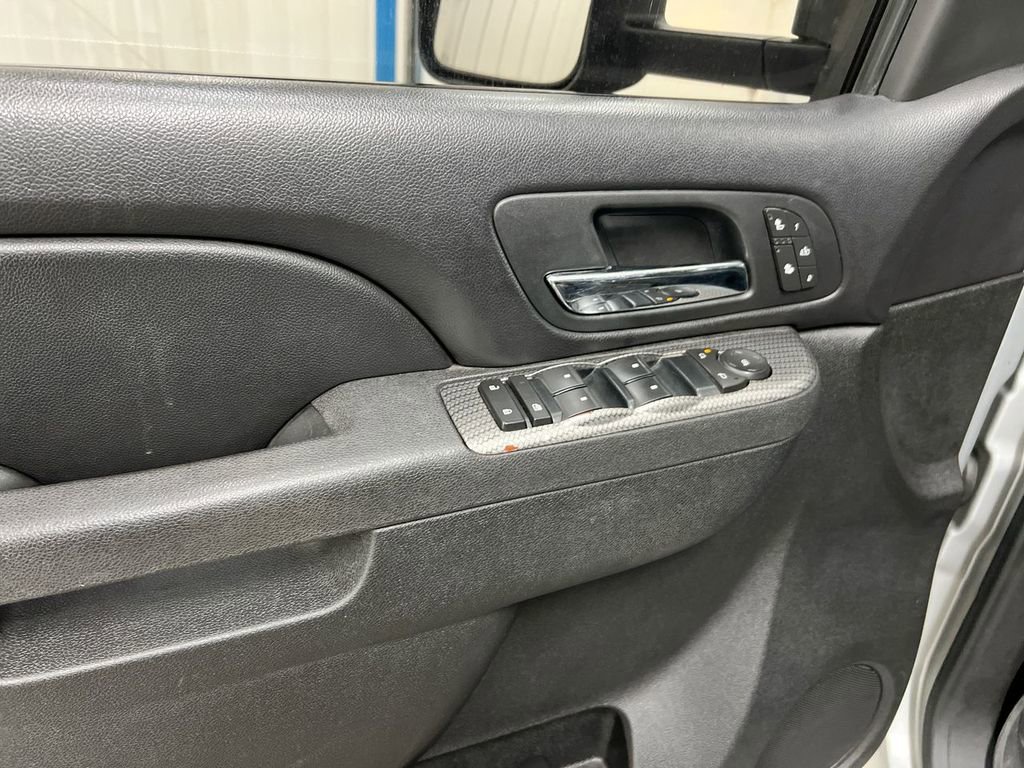 Used 2011 Chevrolet Silverado 2500 LTZ w/ LTZ Plus Package AWD/4WD image 19