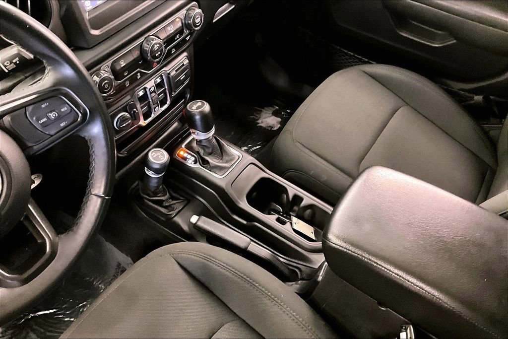 Used 2021 Jeep Wrangler Unlimited Sport AWD/4WD image 16