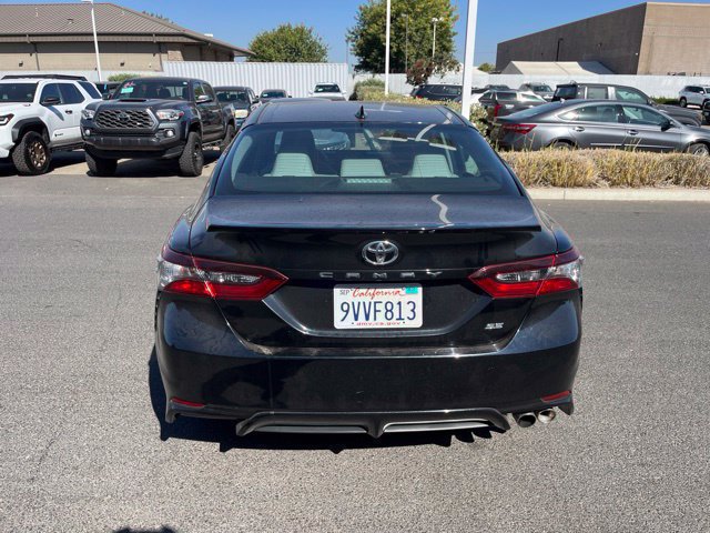 Used 2023 Toyota Camry SE FWD image 4