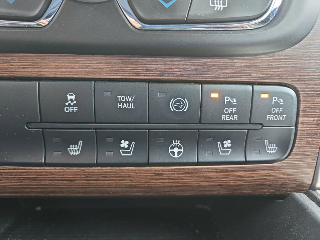 Used 2016 RAM 3500 Laramie image 24