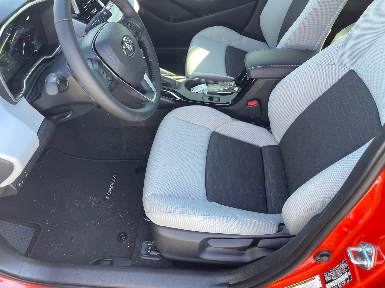 New 2026 Toyota Corolla SE image 9