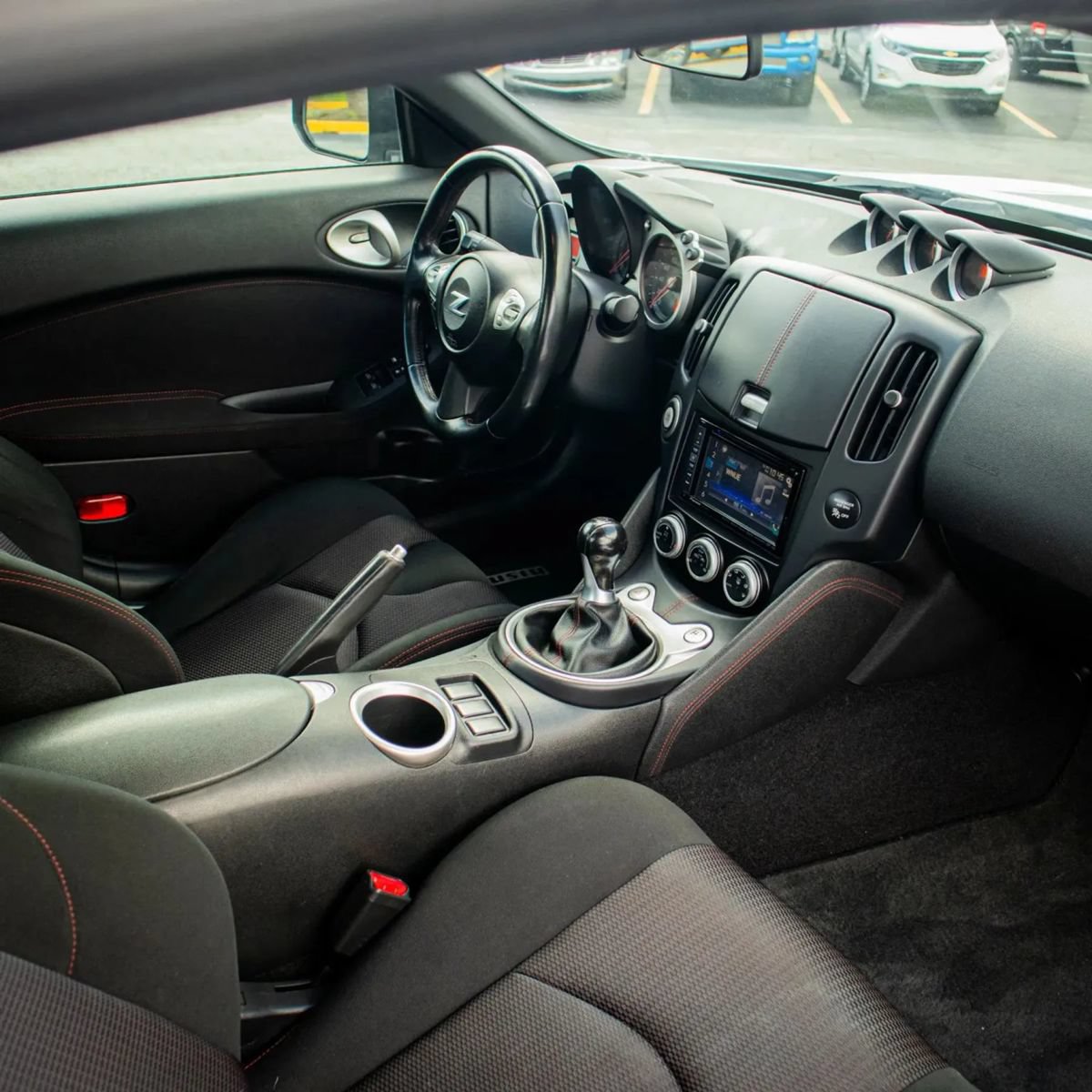 Used 2009 Nissan 370Z NISMO RWD image 16