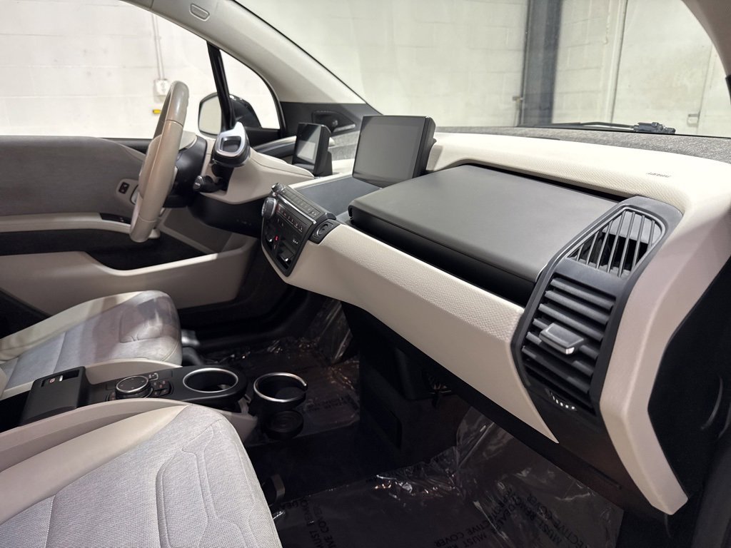 Used 2016 BMW i3 w/ Range Extender image 34