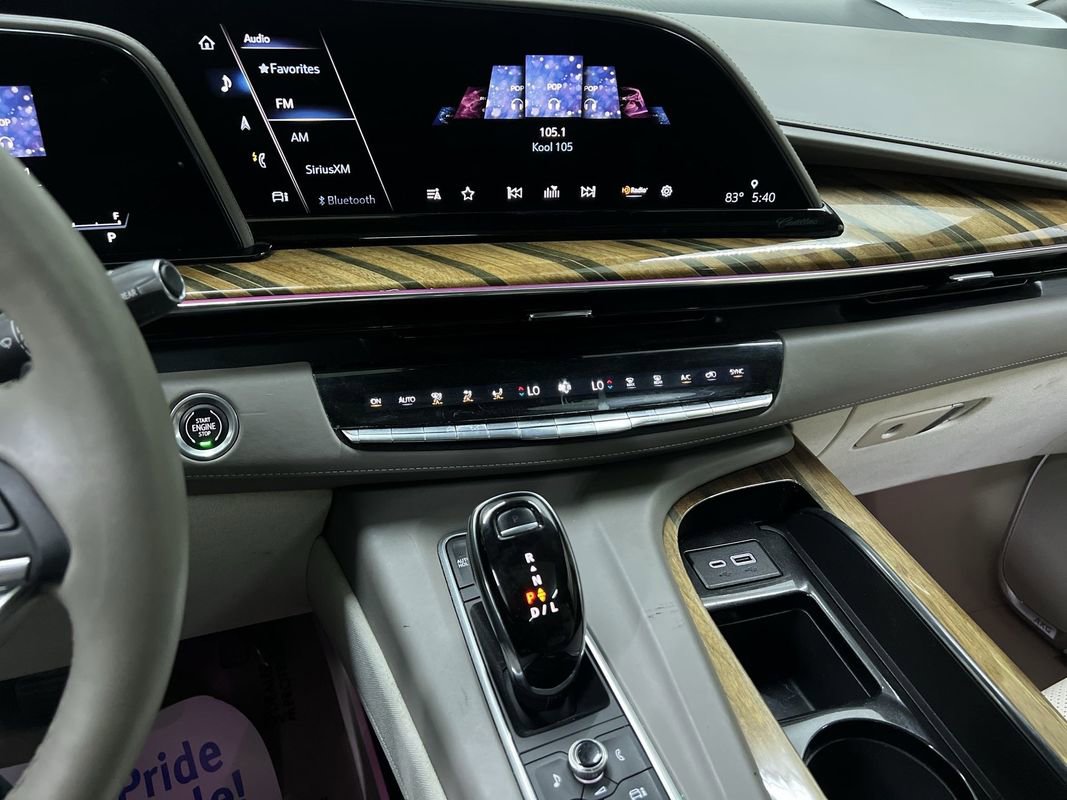 Used 2022 Cadillac Escalade Premium Luxury Platinum w/ LPO, Radiant Package RWD image 20