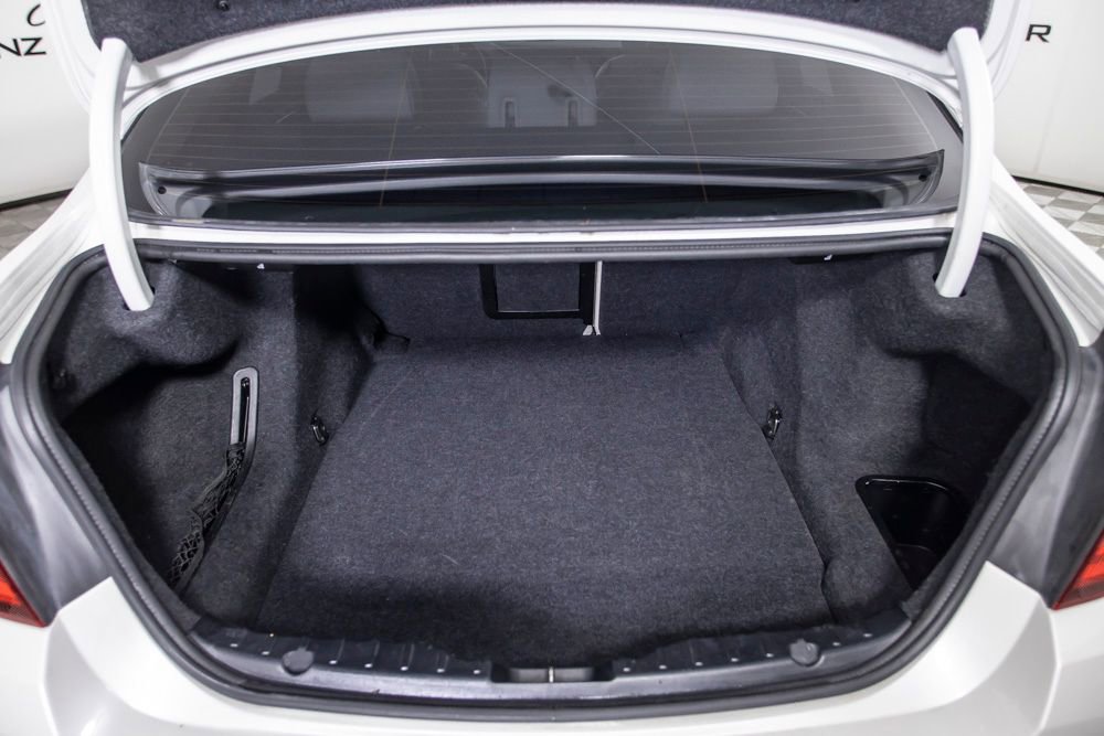 Used 2014 BMW 550i Sedan RWD image 9