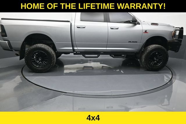 Used 2022 RAM 2500 Big Horn w/ Night Edition AWD/4WD image 7