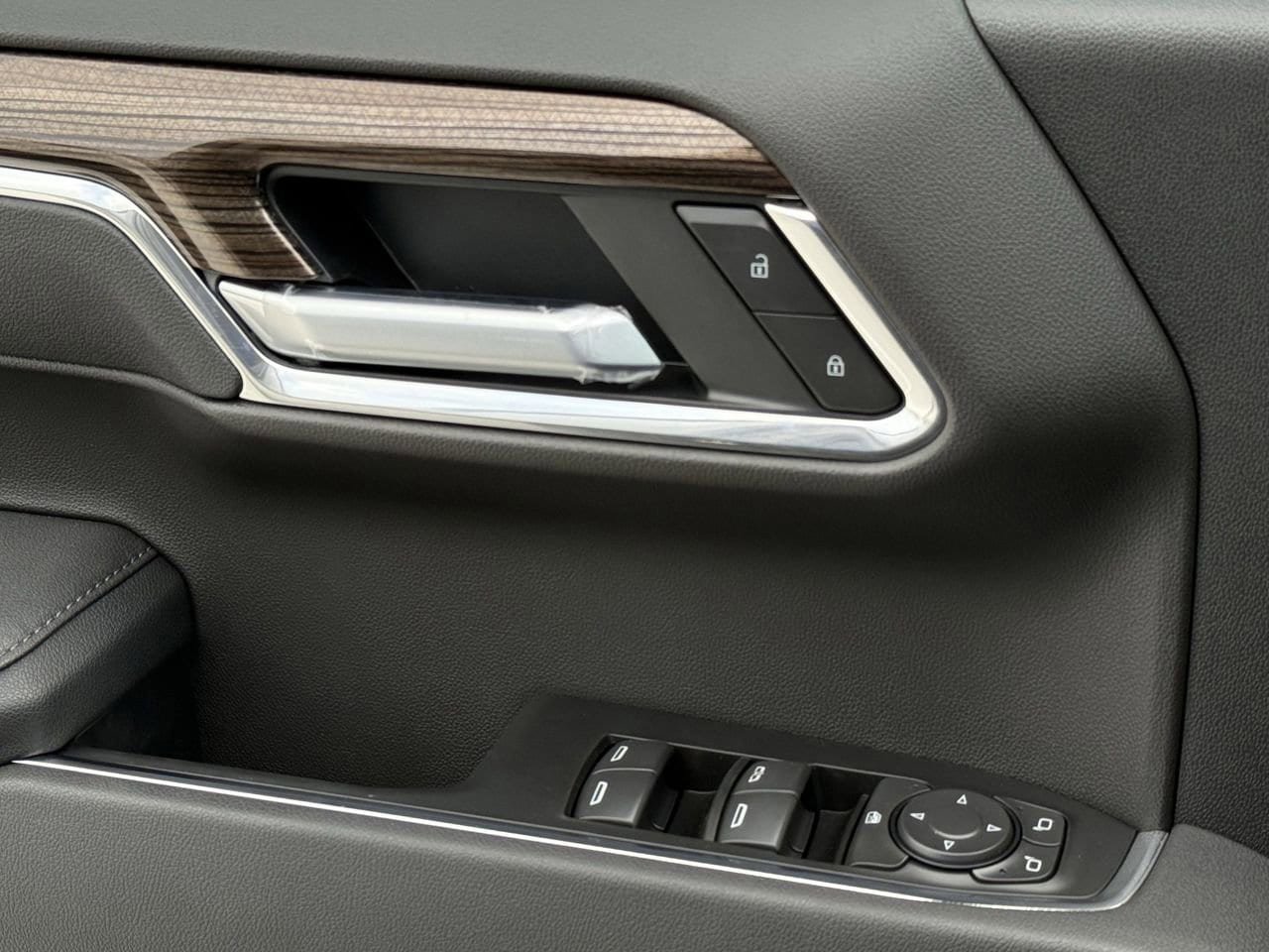 New 2026 Chevrolet Silverado 1500 LT Trail Boss w/ LT Trail Boss Premium Package AWD/4WD image 18