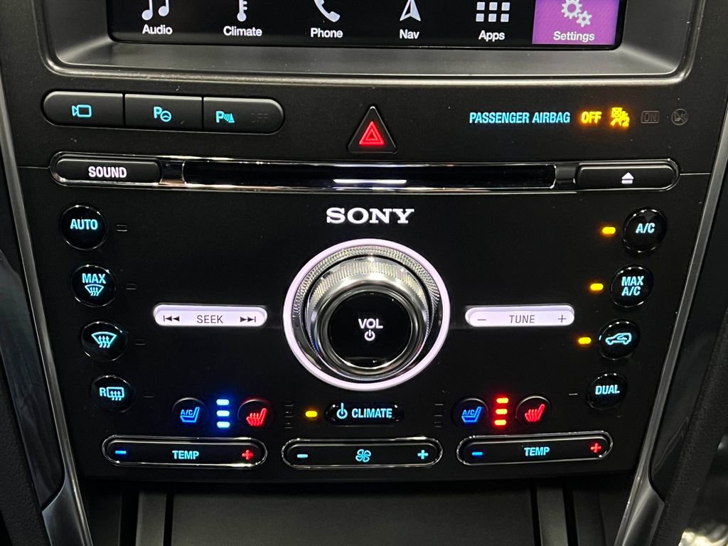 Used 2018 Ford Explorer Limited w/ Equipment Group 301A image 26