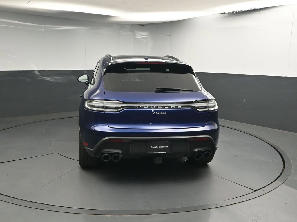 Used 2025 Porsche Macan AWD/4WD image 25