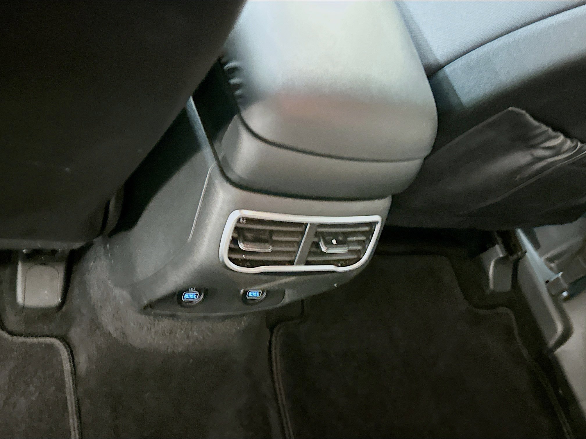 Used 2023 Hyundai Santa Fe SEL image 28