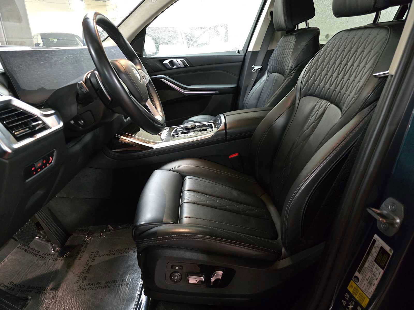 Used 2023 BMW X7 xDrive40i image 24