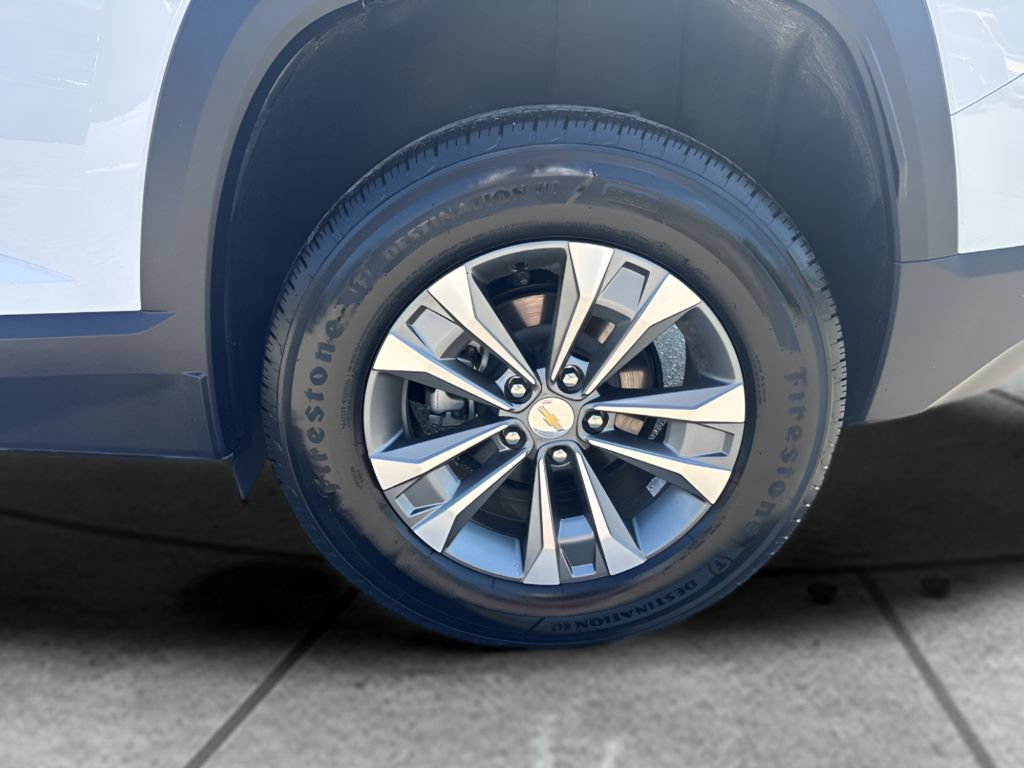Used 2026 Chevrolet Equinox LT FWD image 29