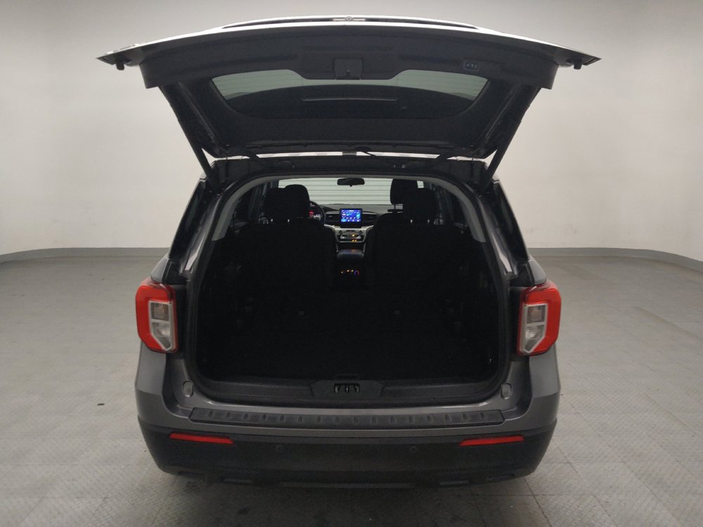 Used 2021 Ford Explorer XLT RWD image 29