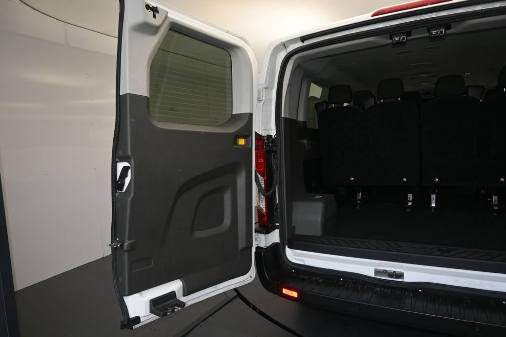 Used 2024 Ford Transit 350 XLT RWD image 13