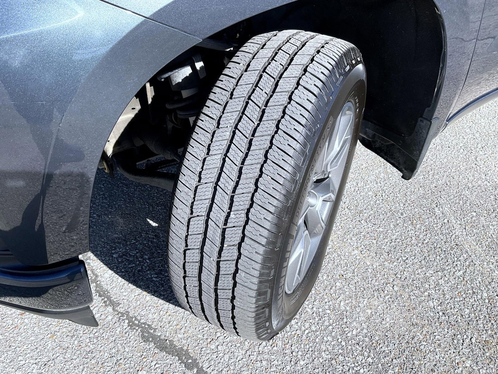 Certified 2021 Chevrolet Silverado 1500 RST image 23