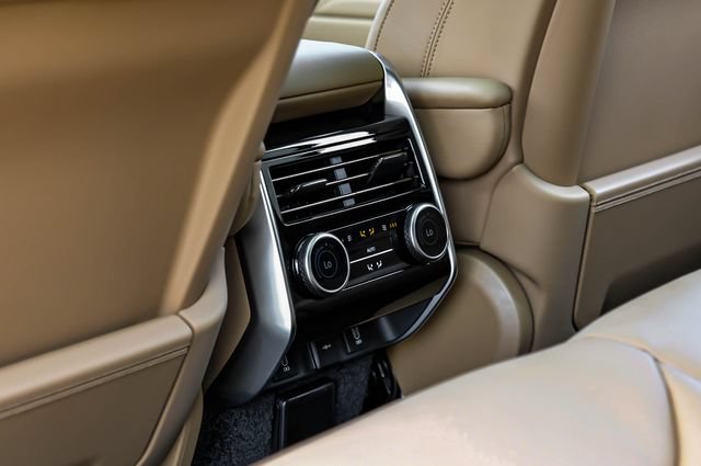 New 2026 Land Rover Range Rover SE AWD/4WD image 49