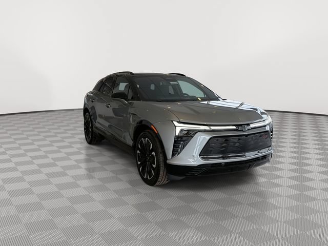 New 2026 Chevrolet Blazer EV RS w/ Super Cruise Package FWD image 2
