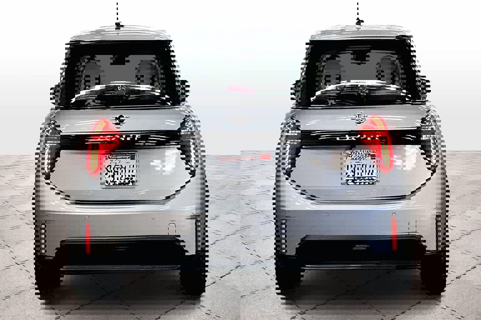 Certified 2025 MINI Cooper 2-Door Hardtop image 7