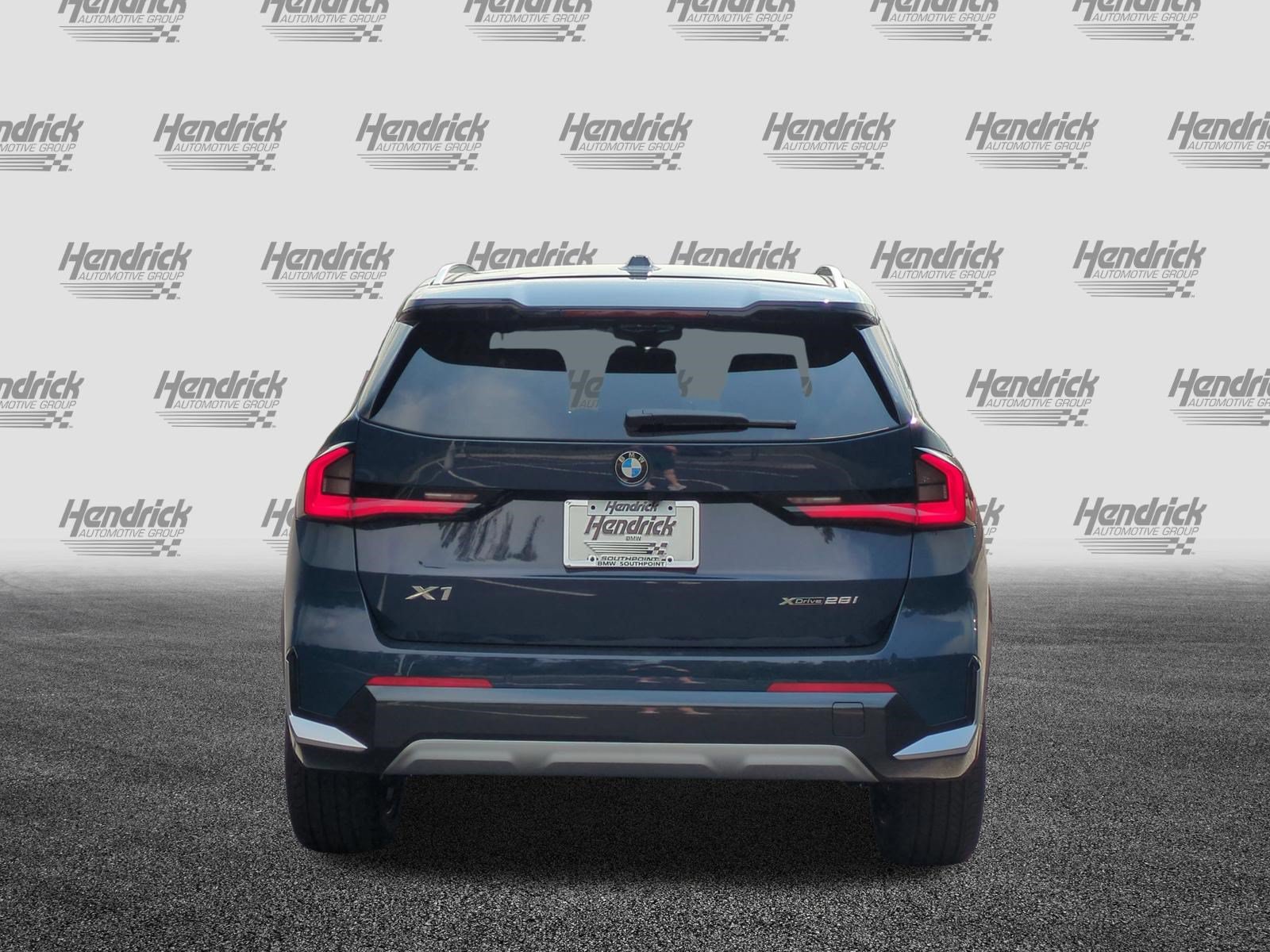 Used 2027 BMW X1 xDrive28i AWD/4WD image 9