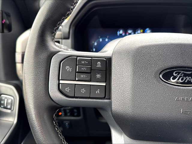Used 2025 Ford F150 Lariat w/ Equipment Group 502A High AWD/4WD image 16