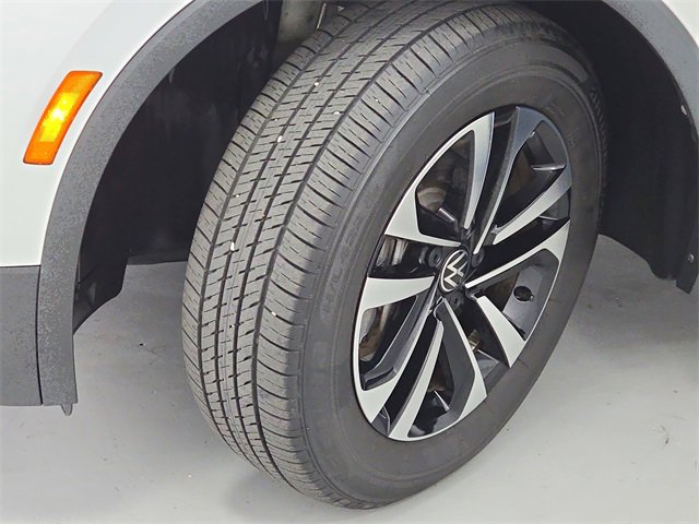 Certified 2022 Volkswagen Tiguan S image 31