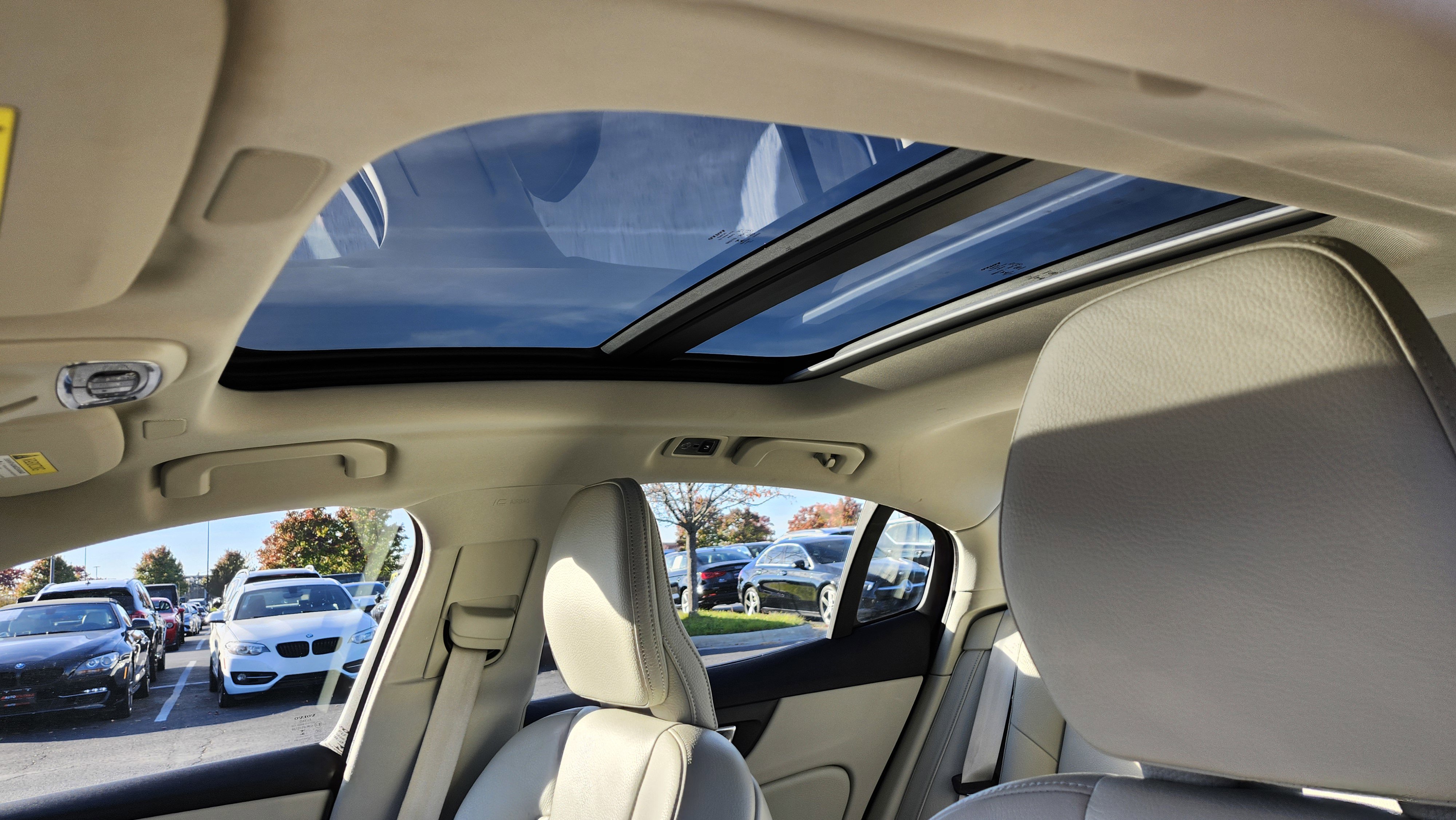 Used 2021 Volvo S60 T5 Momentum image 22