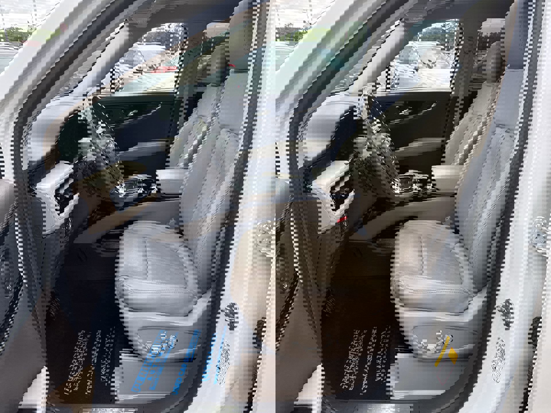 Used 2022 Lincoln Nautilus Reserve w/ Equipment Group 201A image 20