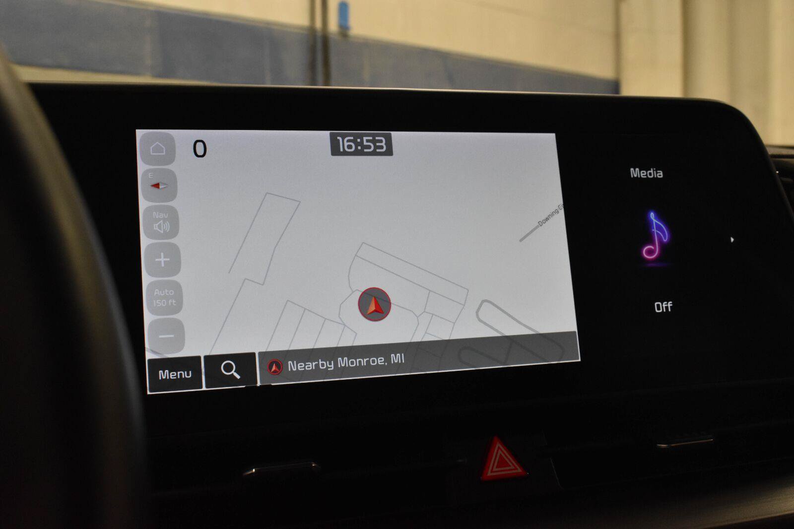 Used 2024 Kia Sportage EX FWD image 18