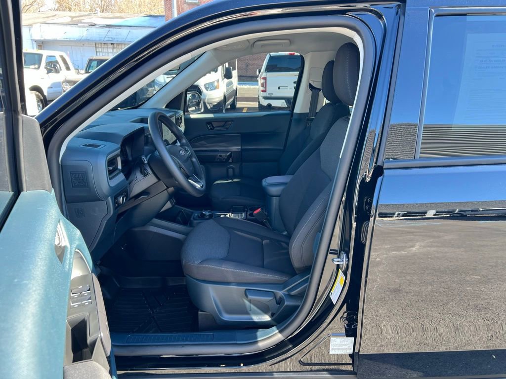 Used 2025 Ford Maverick XL image 13