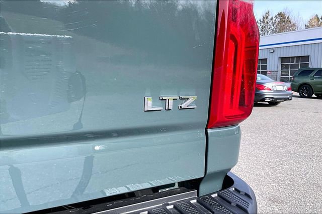 New 2026 Chevrolet Silverado 3500 LTZ w/ LTZ Plus Package AWD/4WD image 9