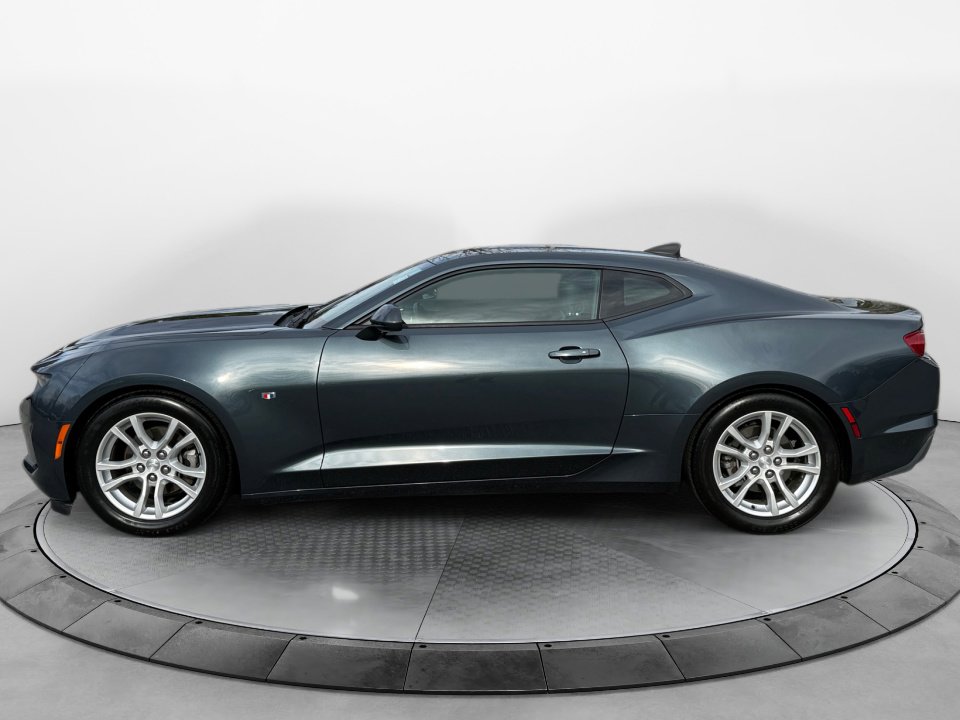 Used 2019 Chevrolet Camaro LS image 4