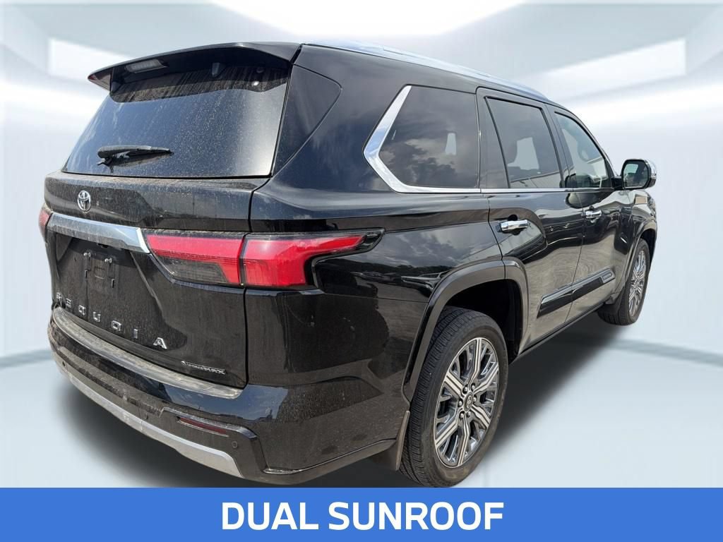 Used 2025 Toyota Sequoia Capstone AWD/4WD image 8