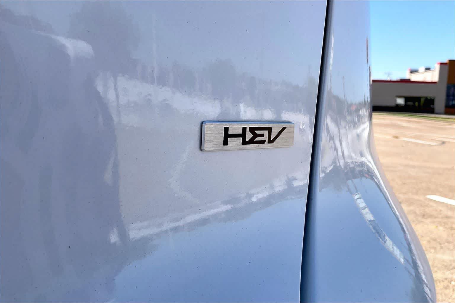Certified 2024 Kia Niro EX FWD image 7