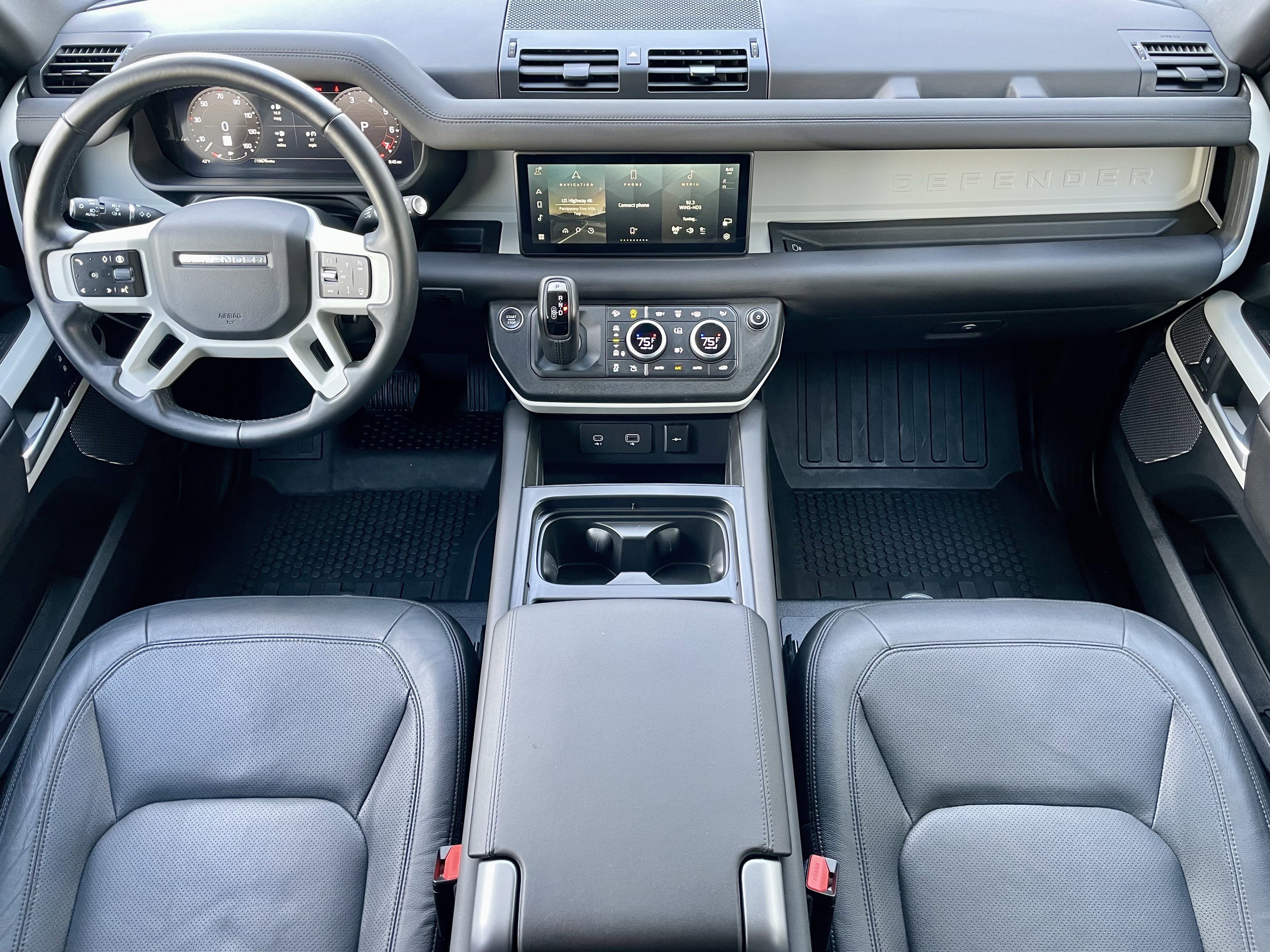 Used 2024 Land Rover Defender 110 S image 16