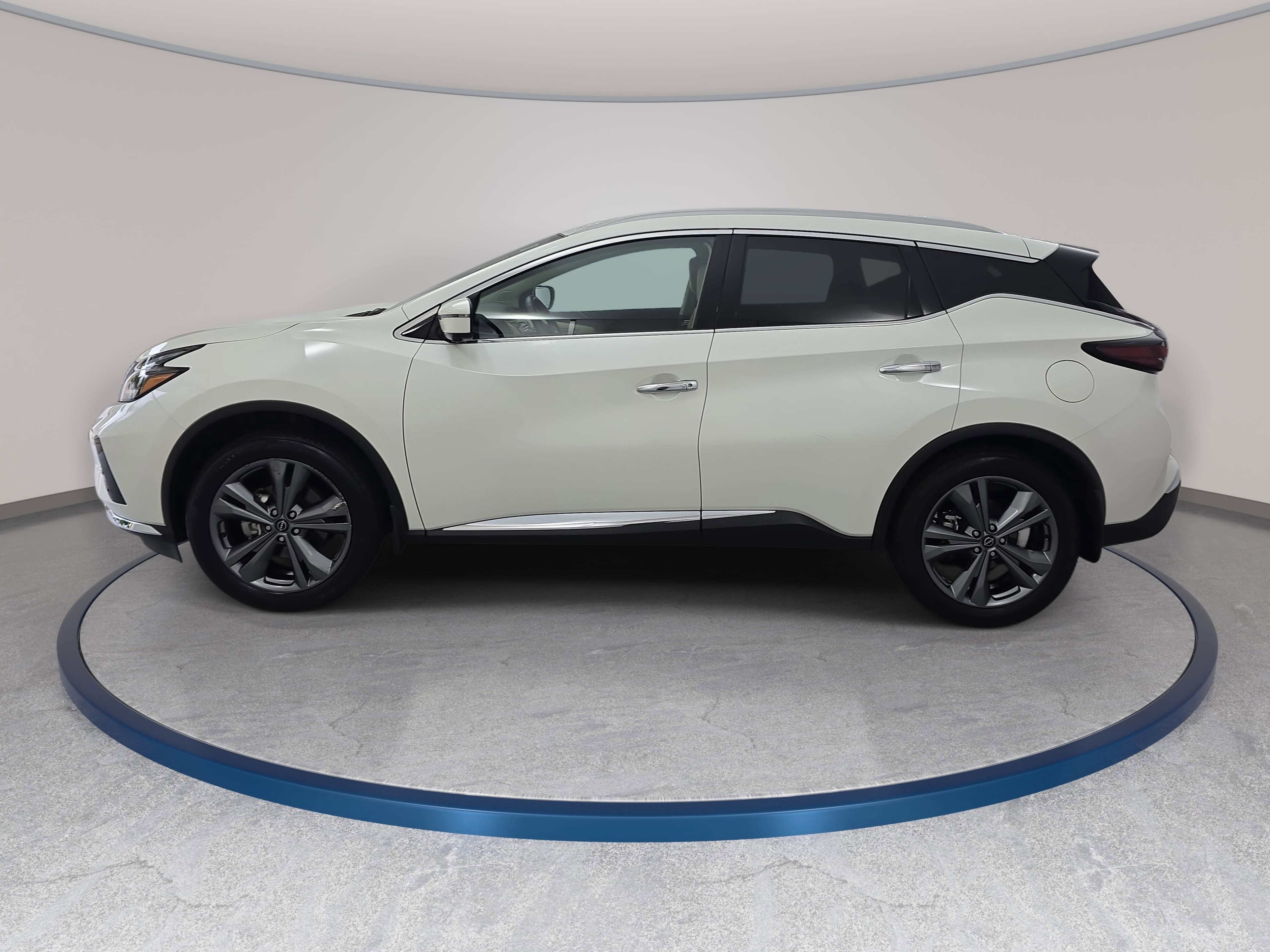 Certified 2023 Nissan Murano Platinum w/ Cargo Package FWD image 8
