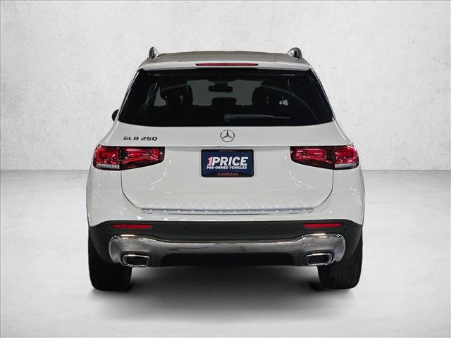 Used 2022 Mercedes-Benz GLB 250 image 7