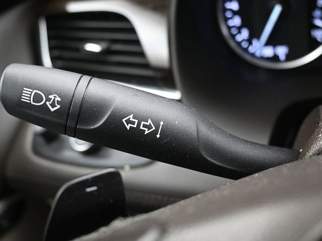 Used 2017 Buick LaCrosse Premium w/ Driver Confidence Package #2 image 18