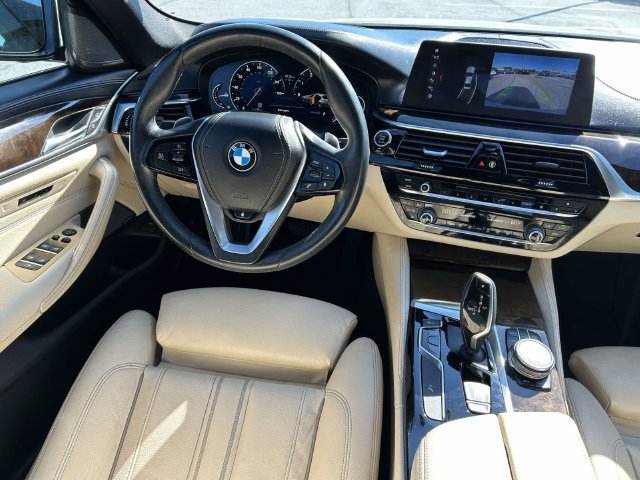 Used 2018 BMW 530i RWD image 12