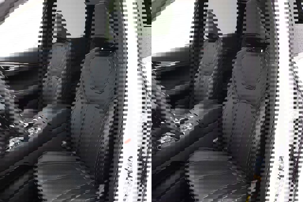 Used 2024 INFINITI QX60 Luxe image 17