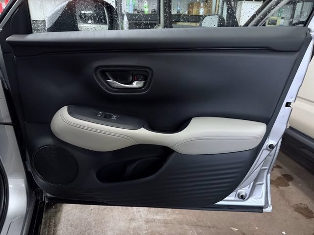 New 2027 Honda HR-V EX-L image 13