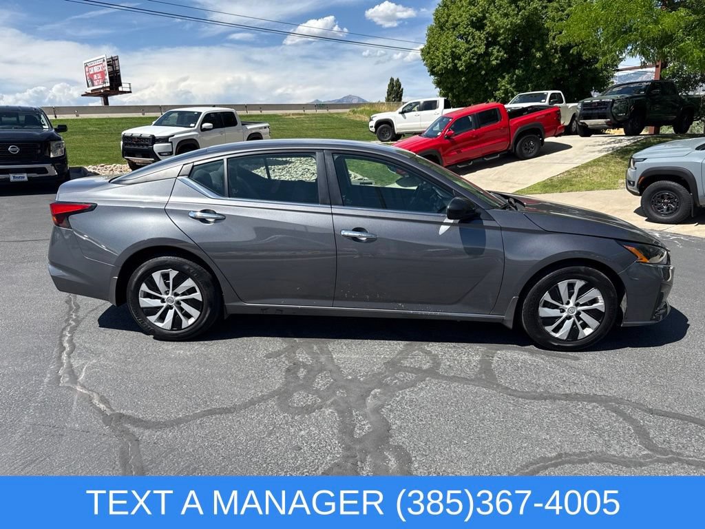 Used 2024 Nissan Altima 2.5 S FWD image 2