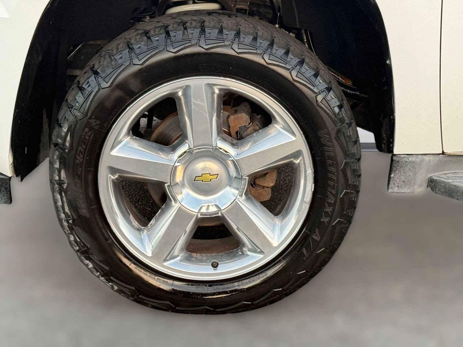 Used 2012 Chevrolet Suburban LT w/ Luxury Package image 12