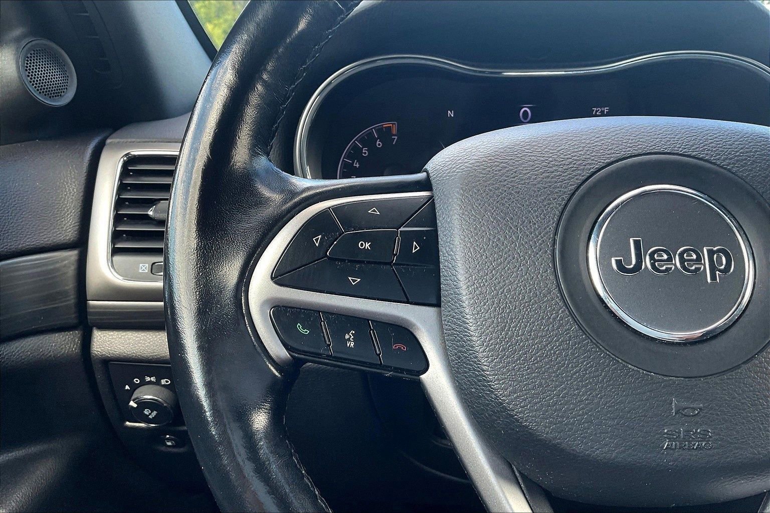 Used 2021 Jeep Grand Cherokee Laredo image 22