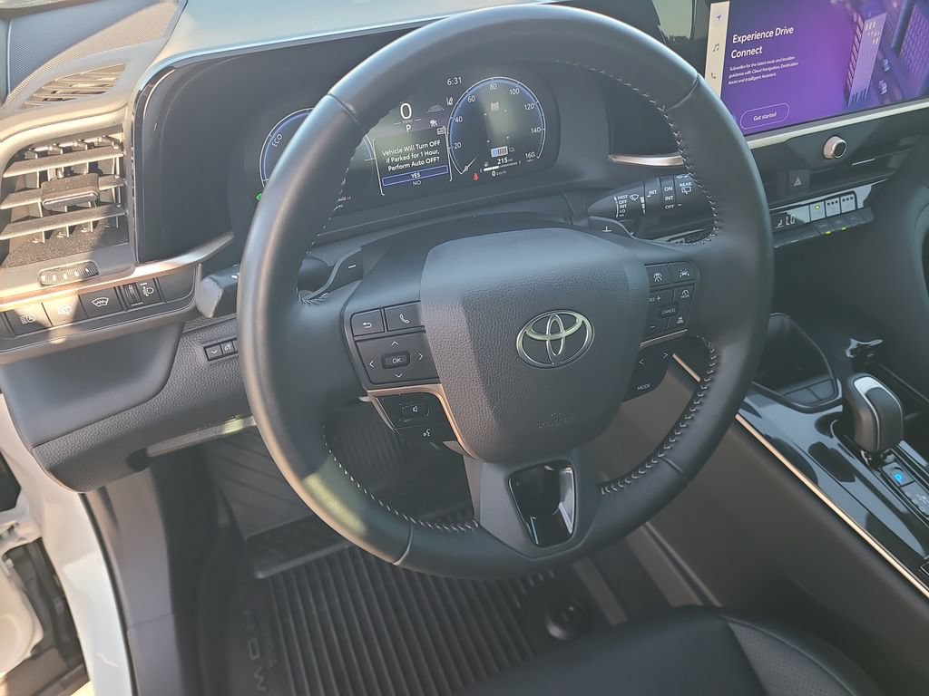 Certified 2025 Toyota Crown Signia AWD/4WD image 12