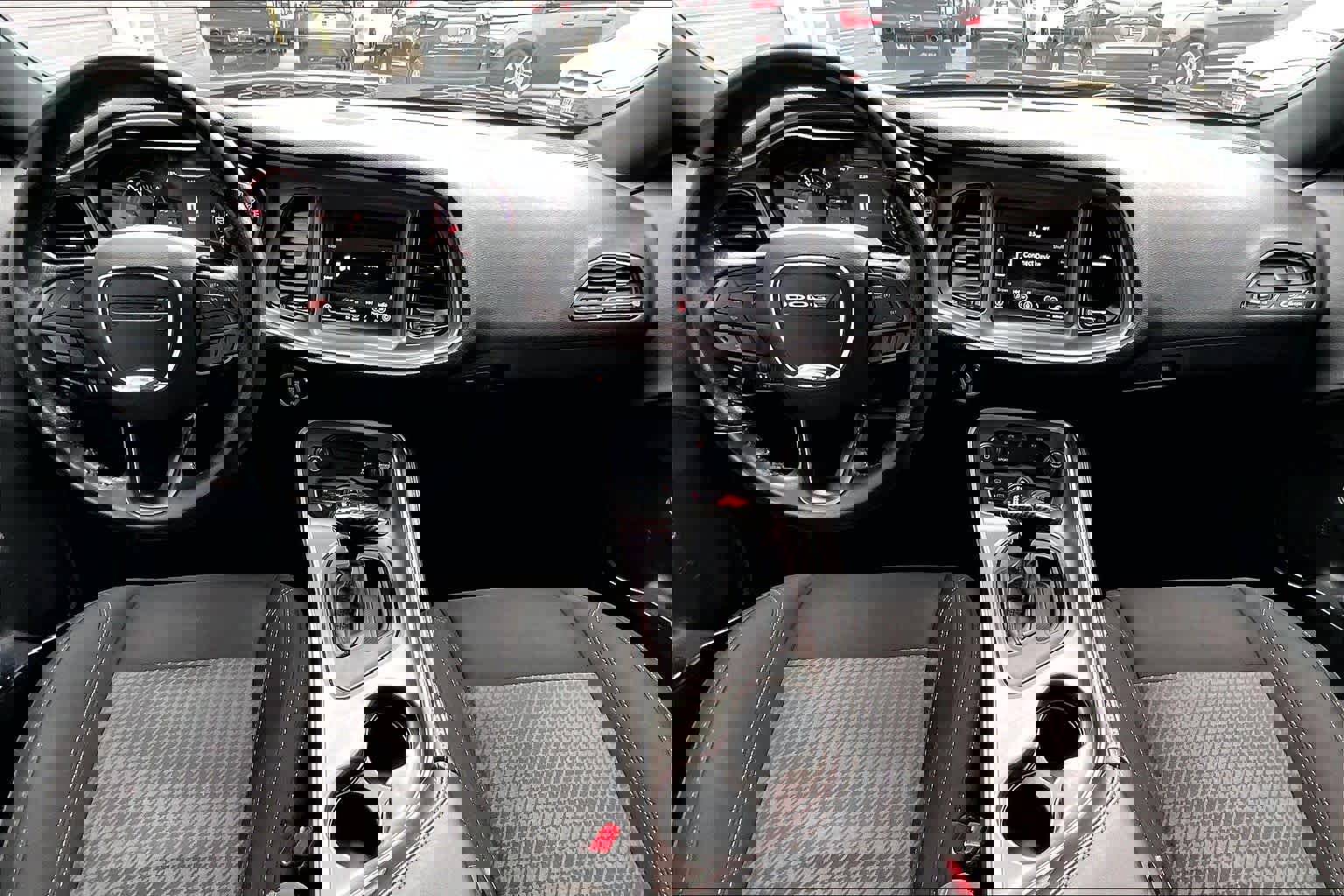 Used 2022 Dodge Challenger SXT w/ Blacktop Package image 15